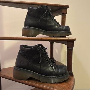 Dr. Doc Martens Vintage Yolanda Boot